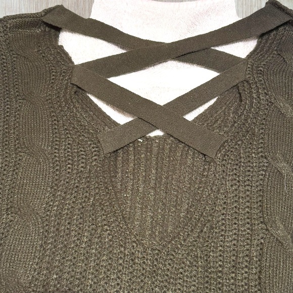 Extra Long V-Neck Sweater XL Stiletto Long Sleeves Olive Green Open Back - Picture 5 of 9